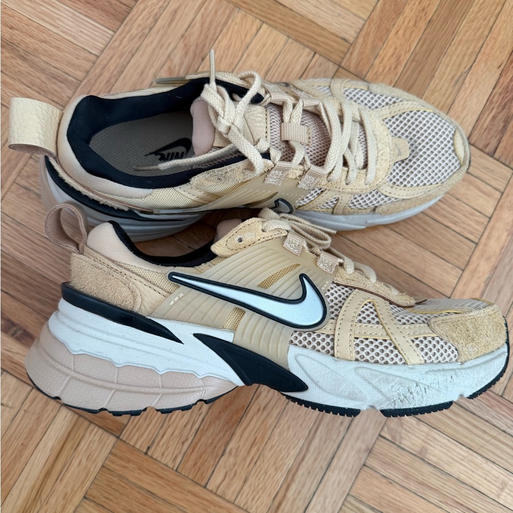 Nike V2K run  Sneakers